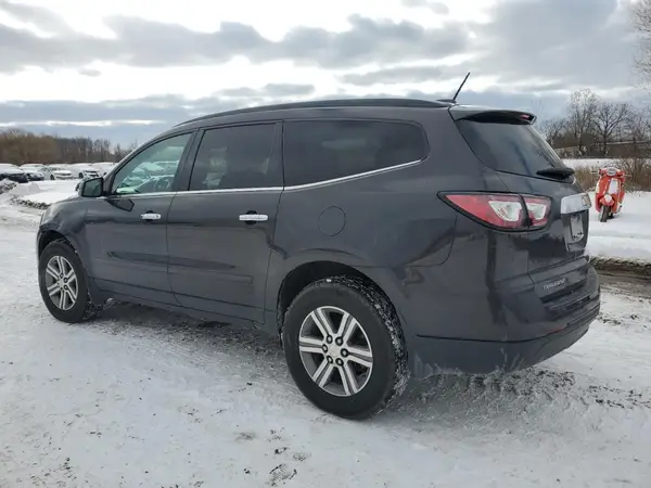 1GNKRHKD1HJ183743 2017 CHEVROLET TRAVERSE - Image 2