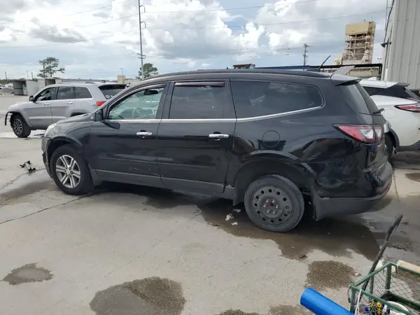 1GNKRHKD1HJ190952 2017 CHEVROLET TRAVERSE - Image 2