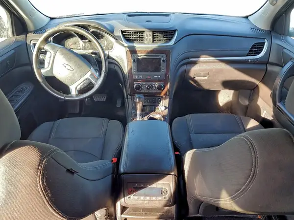 1GNKRHKD1HJ198078 2017 CHEVROLET TRAVERSE - Image 8