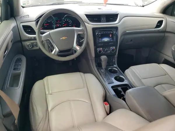 1GNKRHKD1HJ244993 2017 CHEVROLET TRAVERSE - Image 8