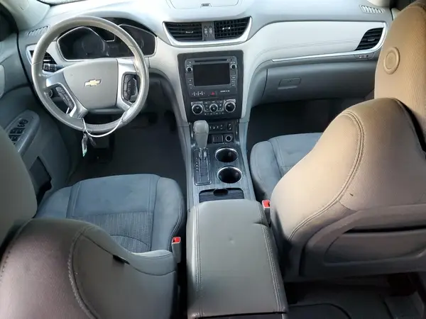 1GNKRHKD1HJ270767 2017 CHEVROLET TRAVERSE - Image 8