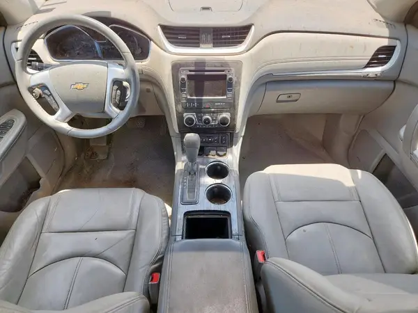 1GNKRHKD1HJ293952 2017 CHEVROLET TRAVERSE - Image 8