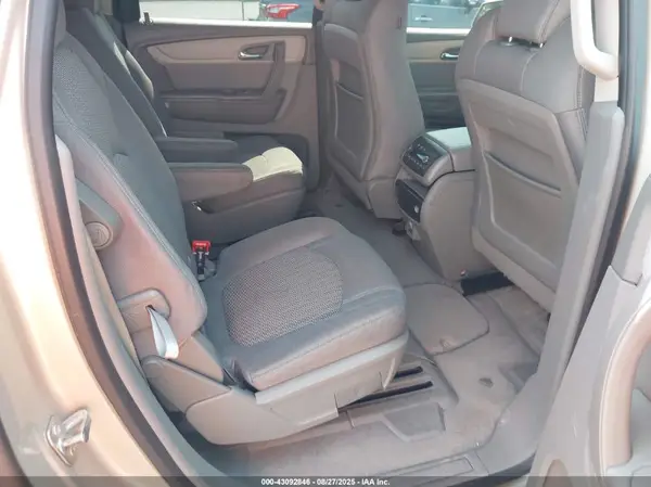 1GNKRHKD2GJ117698 2016 CHEVROLET TRAVERSE - Image 8