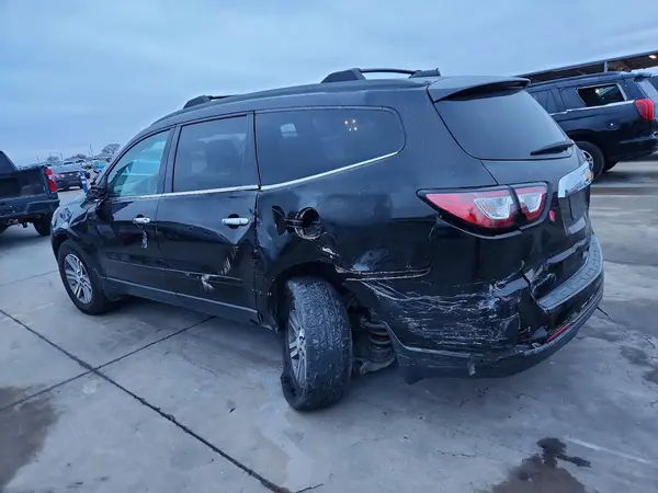 1GNKRHKD2GJ122500 2016 CHEVROLET TRAVERSE - Image 2