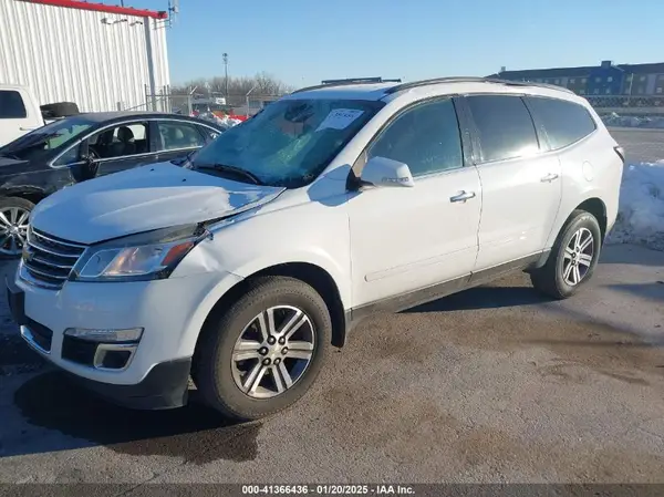 1GNKRHKD2GJ221852 2016 CHEVROLET TRAVERSE - Image 2