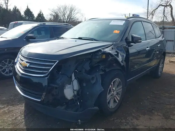 1GNKRHKD2GJ271859 2016 CHEVROLET TRAVERSE - Image 2