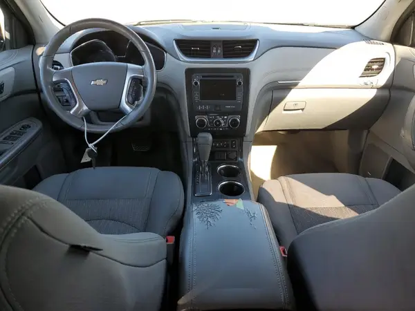 1GNKRHKD2HJ113507 2017 CHEVROLET TRAVERSE - Image 8