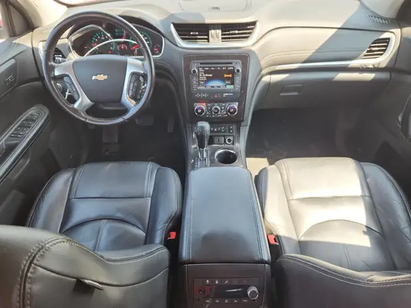 1GNKRHKD2HJ154106 2017 CHEVROLET TRAVERSE - Image 8