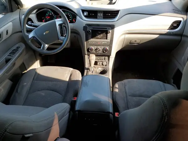 1GNKRHKD2HJ159533 2017 CHEVROLET TRAVERSE - Image 8