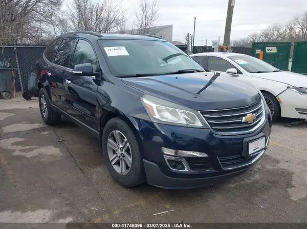 1GNKRHKD2HJ165669 2017 CHEVROLET TRAVERSE - Image 1