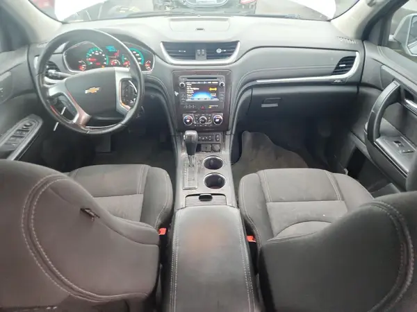 1GNKRHKD2HJ204051 2017 CHEVROLET TRAVERSE - Image 8