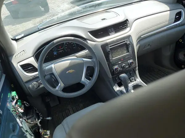 1GNKRHKD2HJ249457 2017 CHEVROLET TRAVERSE - Image 8