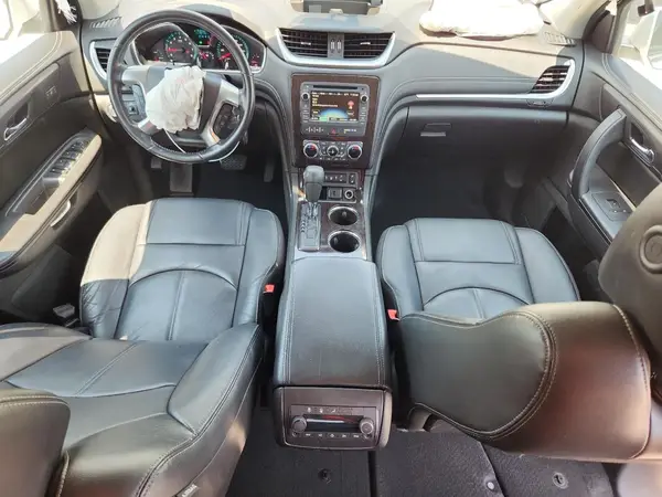 1GNKRHKD2HJ330748 2017 CHEVROLET TRAVERSE - Image 8