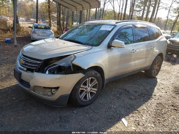 1GNKRHKD3GJ117192 2016 CHEVROLET TRAVERSE - Image 2