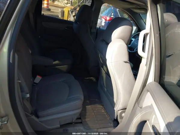 1GNKRHKD3GJ117192 2016 CHEVROLET TRAVERSE - Image 8