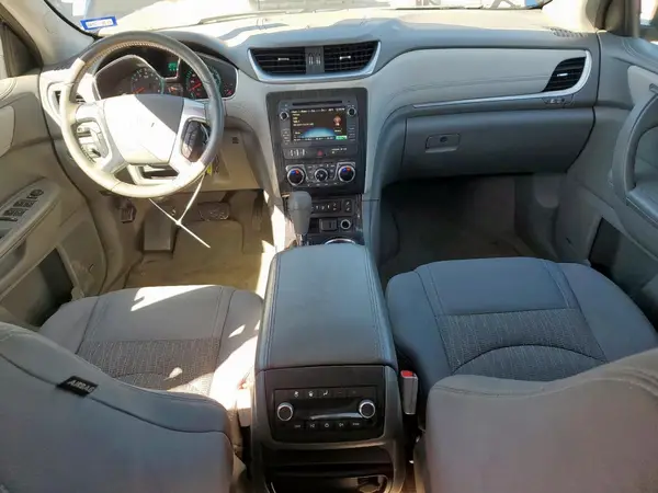 1GNKRHKD3GJ123946 2016 CHEVROLET TRAVERSE - Image 8