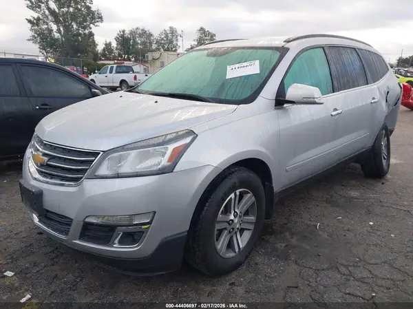 1GNKRHKD3GJ125809 2016 CHEVROLET TRAVERSE - Image 2