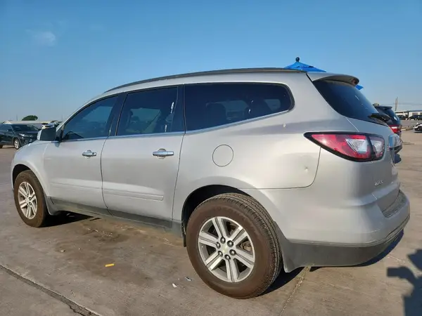 1GNKRHKD3GJ131755 2016 CHEVROLET TRAVERSE - Image 2