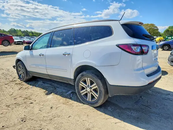 1GNKRHKD3GJ231600 2016 CHEVROLET TRAVERSE - Image 2