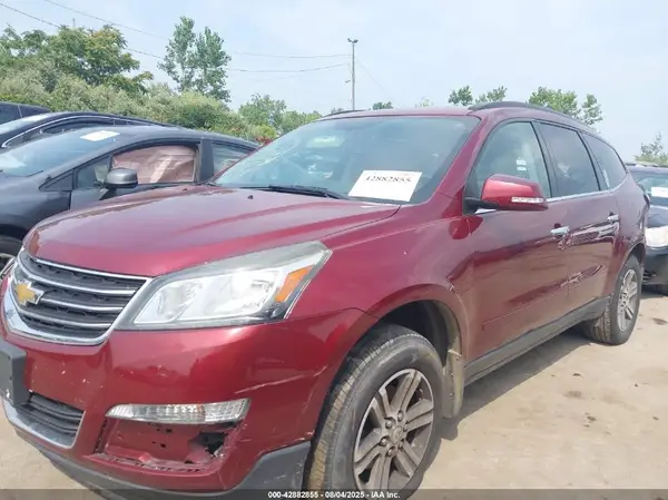 1GNKRHKD3GJ274706 2016 CHEVROLET TRAVERSE - Image 2