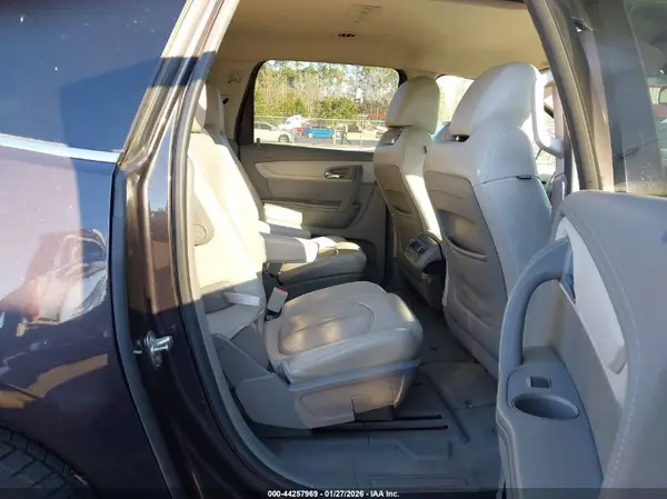 1GNKRHKD3GJ317540 2016 CHEVROLET TRAVERSE - Image 8
