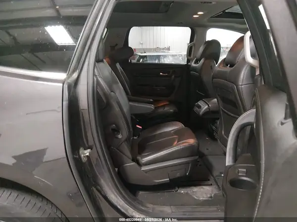 1GNKRHKD3GJ330241 2016 CHEVROLET TRAVERSE - Image 8