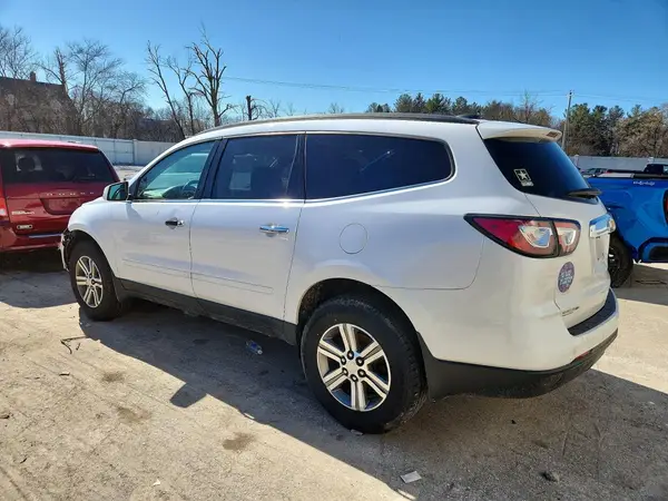 1GNKRHKD3GJ348979 2016 CHEVROLET TRAVERSE - Image 2