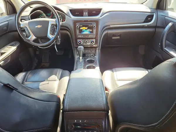 1GNKRHKD3GJ348979 2016 CHEVROLET TRAVERSE - Image 8