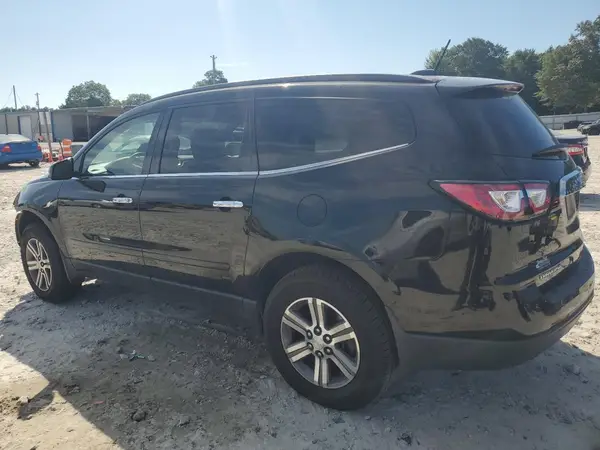 1GNKRHKD3HJ132146 2017 CHEVROLET TRAVERSE - Image 2