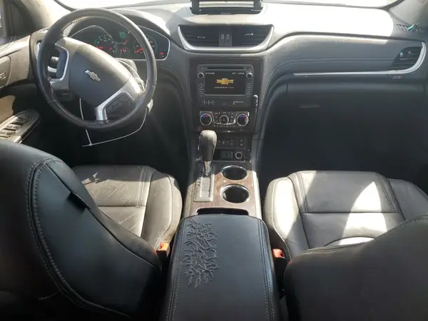 1GNKRHKD3HJ132146 2017 CHEVROLET TRAVERSE - Image 8