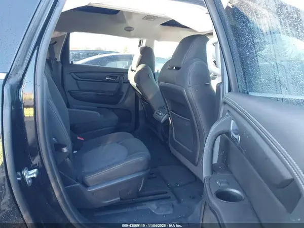 1GNKRHKD3HJ170752 2017 CHEVROLET TRAVERSE - Image 8