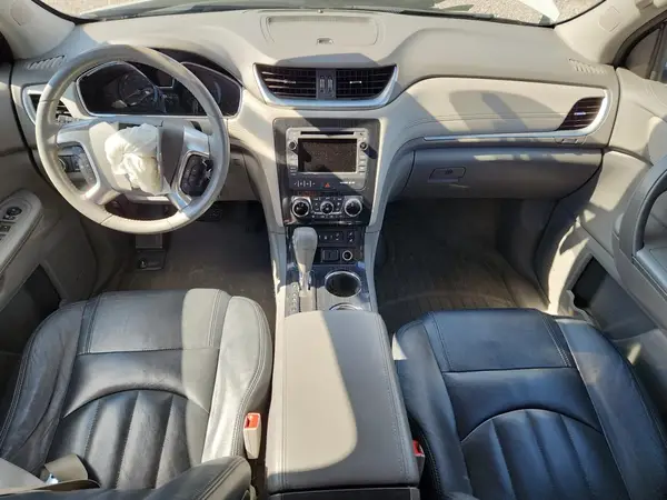 1GNKRHKD3HJ173621 2017 CHEVROLET TRAVERSE - Image 8