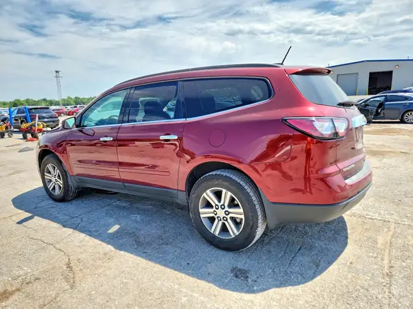 1GNKRHKD3HJ285495 2017 CHEVROLET TRAVERSE - Image 2