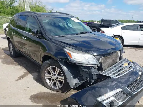 1GNKRHKD3HJ305079 2017 CHEVROLET TRAVERSE - Image 1