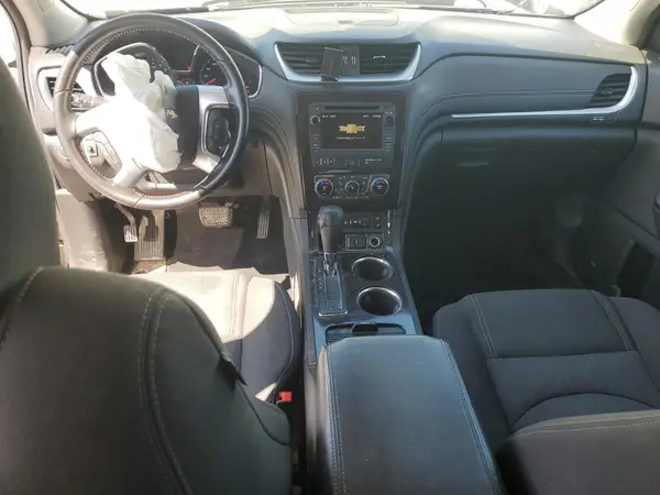 1GNKRHKD3HJ305597 2017 CHEVROLET TRAVERSE - Image 8