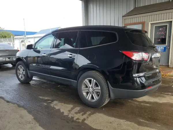1GNKRHKD3HJ328961 2017 CHEVROLET TRAVERSE - Image 2