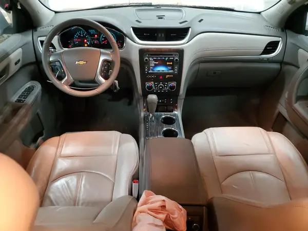 1GNKRHKD3HJ343072 2017 CHEVROLET TRAVERSE - Image 8