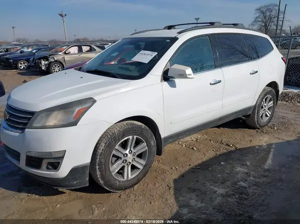 1GNKRHKD4GJ127018 2016 CHEVROLET TRAVERSE - Image 2