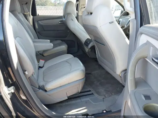 1GNKRHKD4GJ150220 2016 CHEVROLET TRAVERSE - Image 8