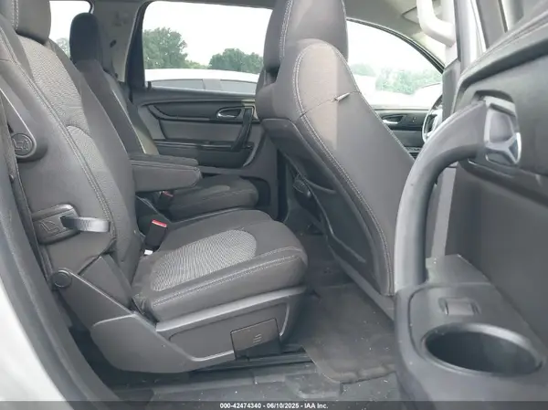1GNKRHKD4GJ254190 2016 CHEVROLET TRAVERSE - Image 8
