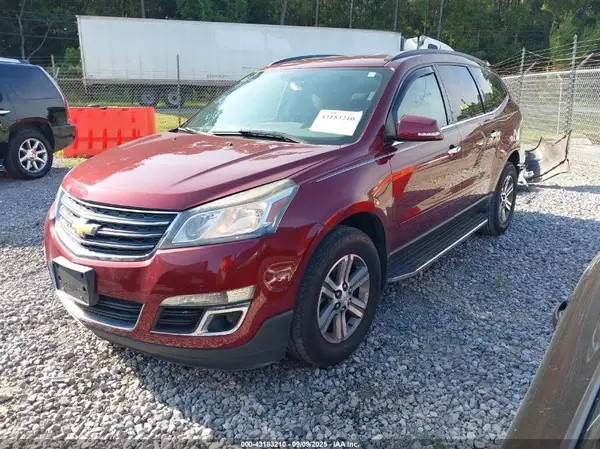 1GNKRHKD4HJ115744 2017 CHEVROLET TRAVERSE - Image 2