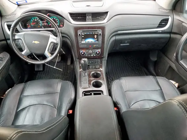 1GNKRHKD4HJ160182 2017 CHEVROLET TRAVERSE - Image 8