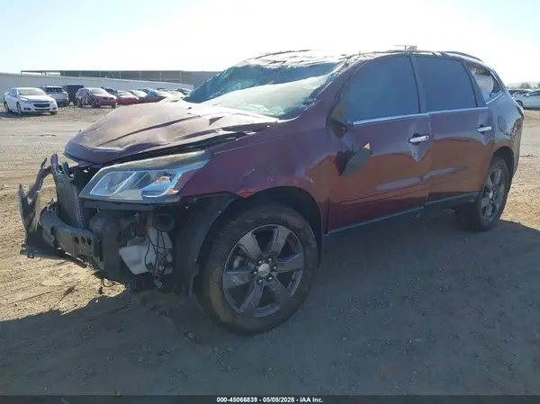 1GNKRHKD4HJ230036 2017 CHEVROLET TRAVERSE - Image 2