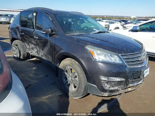 1GNKRHKD4HJ265823 2017 CHEVROLET TRAVERSE - Image 1