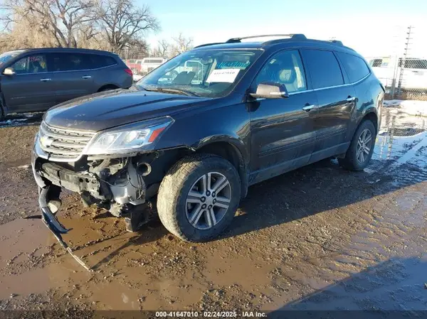1GNKRHKD4HJ278622 2017 CHEVROLET TRAVERSE - Image 2