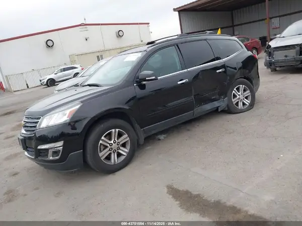 1GNKRHKD4HJ292231 2017 CHEVROLET TRAVERSE - Image 2