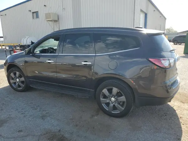 1GNKRHKD4HJ328743 2017 CHEVROLET TRAVERSE - Image 2