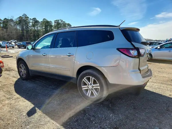 1GNKRHKD5GJ142496 2016 CHEVROLET TRAVERSE - Image 2