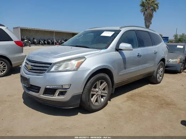 1GNKRHKD5GJ180794 2016 CHEVROLET TRAVERSE - Image 2