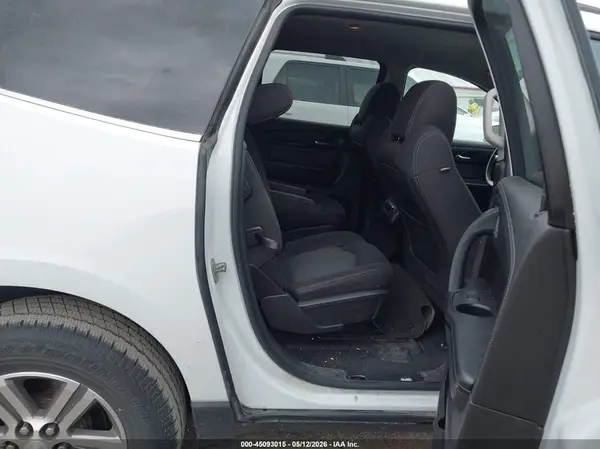 1GNKRHKD5GJ285576 2016 CHEVROLET TRAVERSE - Image 8